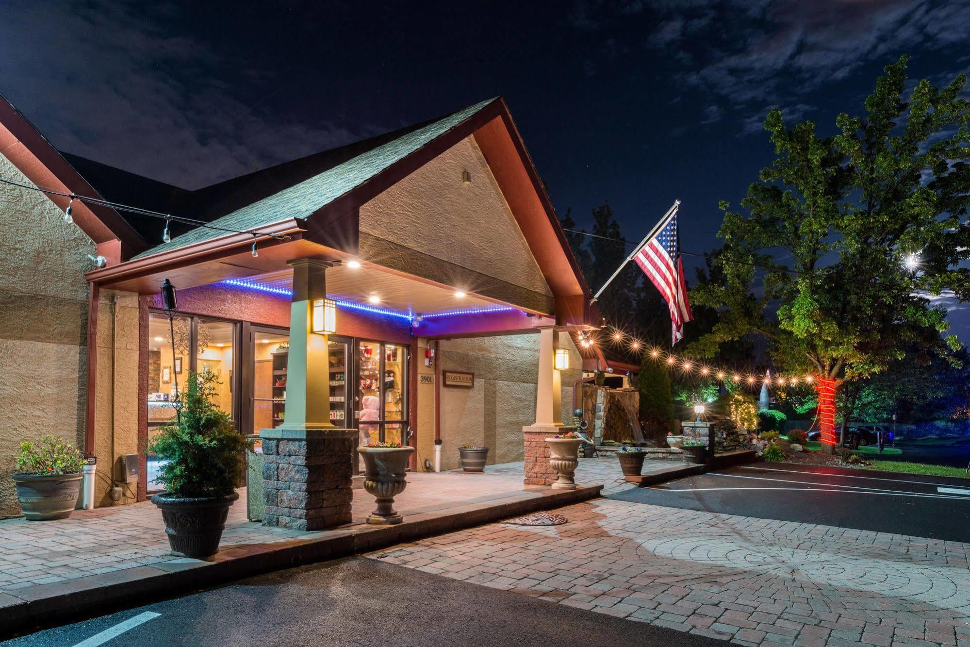 Inn Of The Dove Romantic Luxury & Business Suites Bensalem Exterior foto