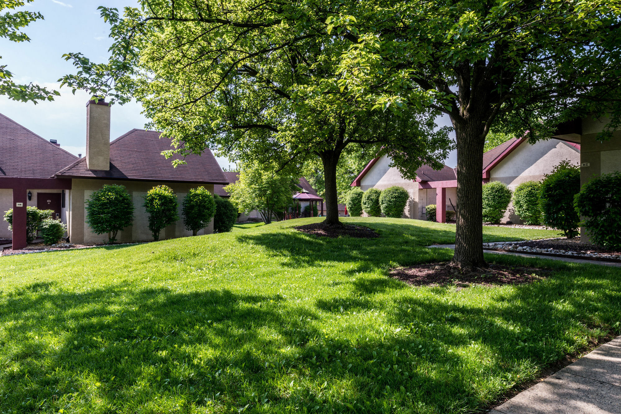 Inn Of The Dove Romantic Luxury & Business Suites Bensalem Exterior foto