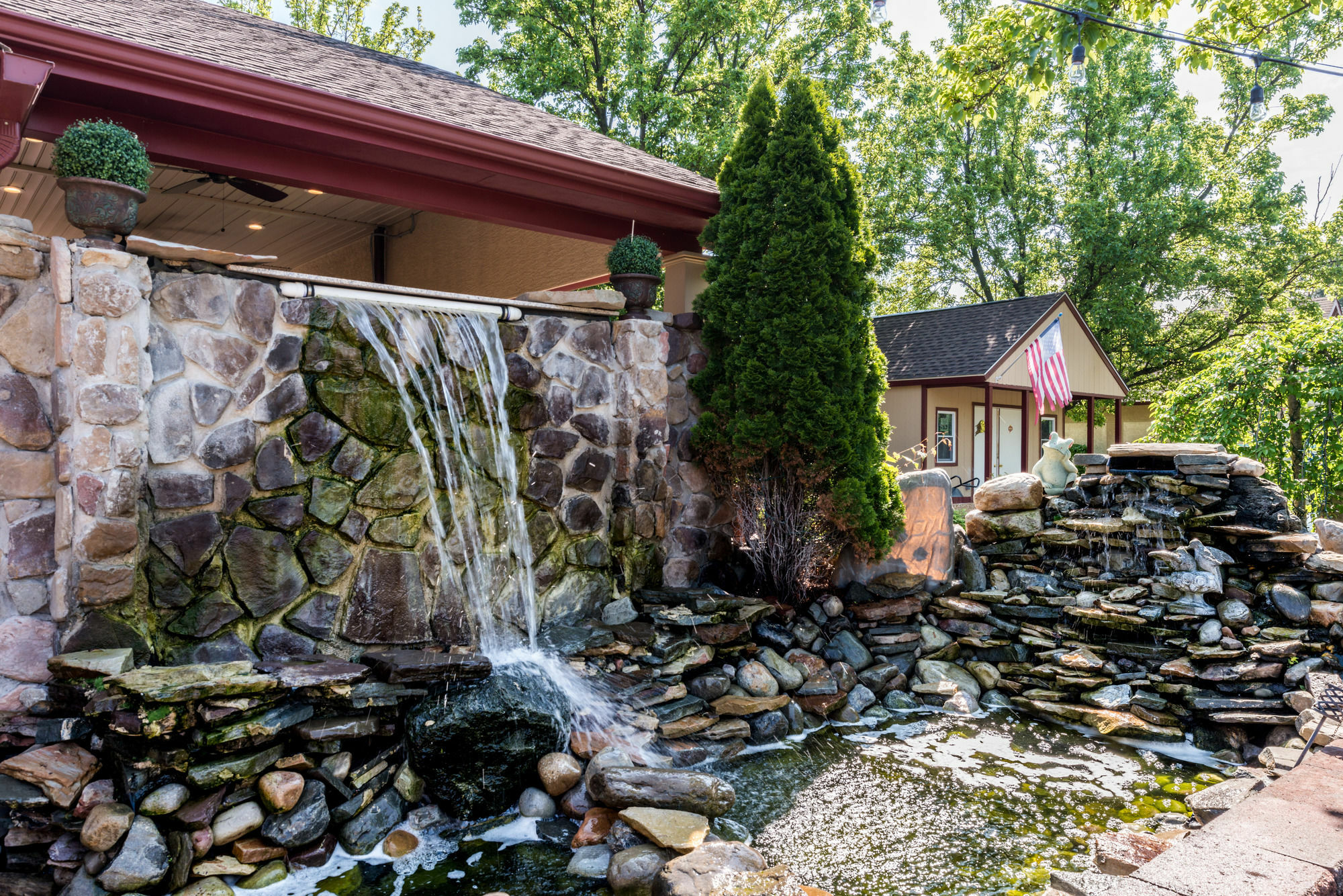 Inn Of The Dove Romantic Luxury & Business Suites Bensalem Exterior foto